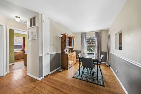 Tiny photo for 1447 Heidorn Avenue, Westchester, IL 60154 (MLS # 12686676)