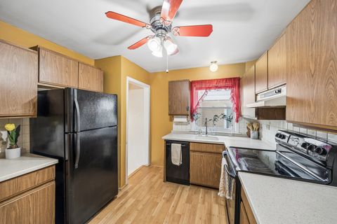 Tiny photo for 1447 Heidorn Avenue, Westchester, IL 60154 (MLS # 12686676)