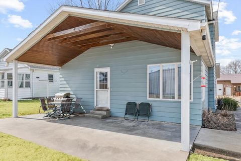 Tiny photo for 311 Broad Street, Sabula, IA 52070 (MLS # 12603612)