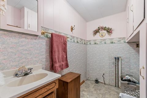 Tiny photo for 311 Broad Street, Sabula, IA 52070 (MLS # 12603612)