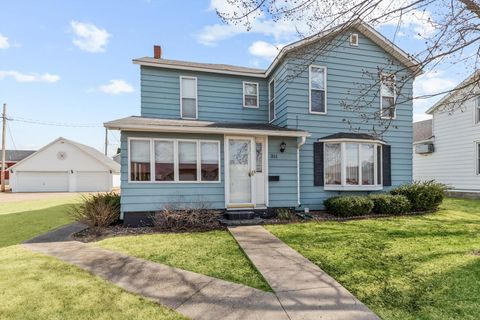 Photo of 311 Broad Street, Sabula, IA 52070 (MLS # 12603612)