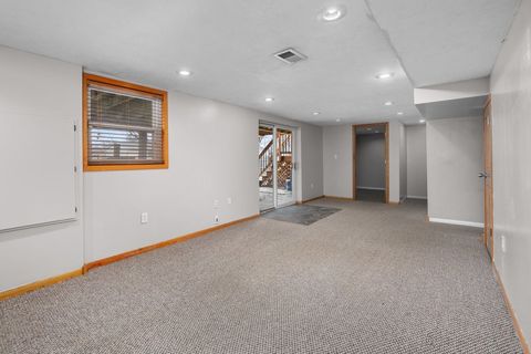 Tiny photo for 4811 Gaines Street, Davenport, IA 52806 (MLS # 12558835)