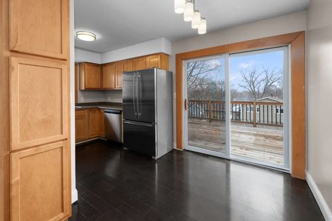 Tiny photo for 4811 Gaines Street, Davenport, IA 52806 (MLS # 12558835)