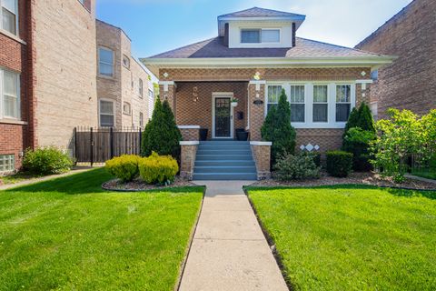 10215 S Charles Street Chicago IL 60643