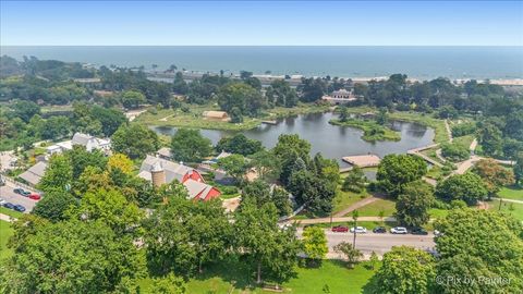 Tiny photo for 1850 N CLARK Street #201, Chicago, IL 60614 (MLS # 12529913)