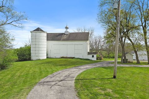 Tiny photo for 14019 Davis Road, Woodstock, IL 60098 (MLS # 12629968)
