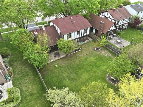 Tiny photo for 22W324 McCarron Road, Glen Ellyn, IL 60137 (MLS # 12629830)