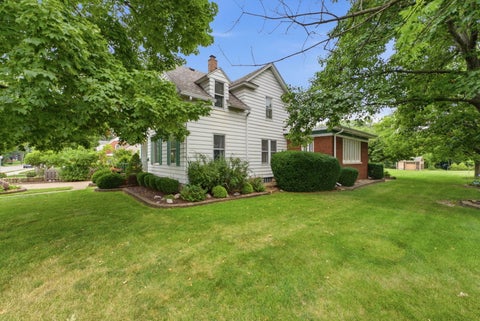 Tiny photo for 1854 27th Street, Moline, IL 61265 (MLS # 12718427)