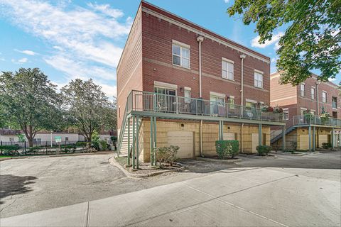 Tiny photo for 1150 E 46TH Street, Chicago, IL 60653 (MLS # 12544610)