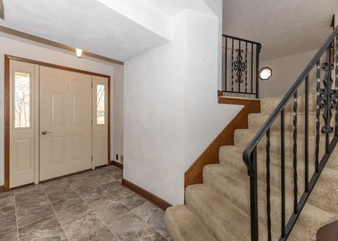 Tiny photo for 3309 Valley Drive, Geneseo, IL 52722 (MLS # 12602688)