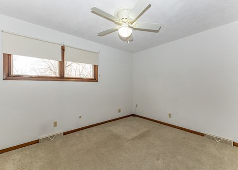 Tiny photo for 3309 Valley Drive, Geneseo, IL 52722 (MLS # 12602688)