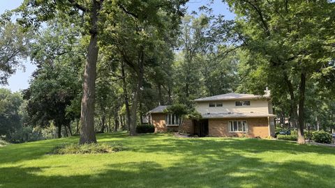 Tiny photo for 3309 Valley Drive, Geneseo, IL 52722 (MLS # 12602688)