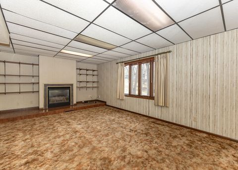 Tiny photo for 3309 Valley Drive, Geneseo, IL 52722 (MLS # 12602688)