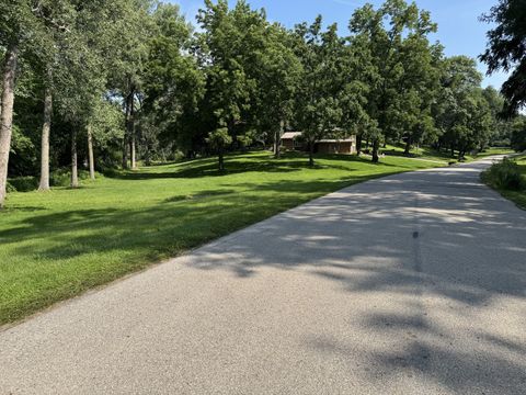 Tiny photo for 3309 Valley Drive, Geneseo, IL 52722 (MLS # 12602688)