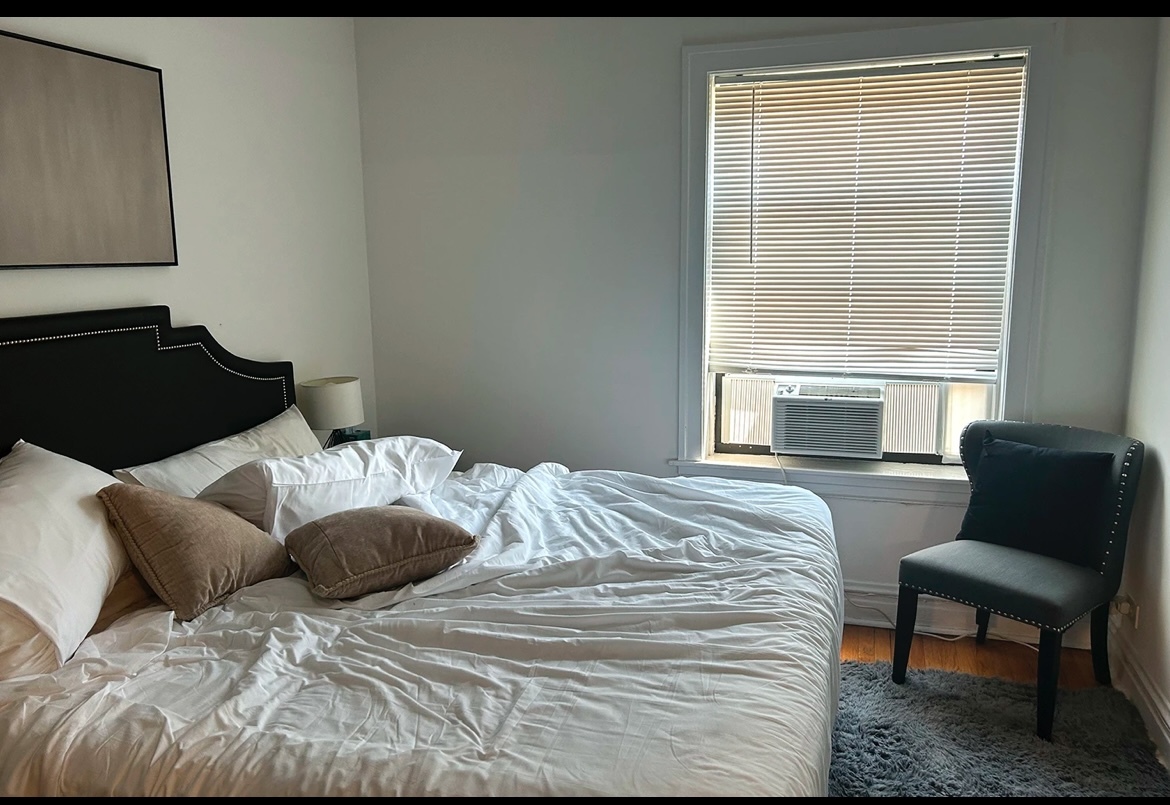 1913 W Larchmont Avenue 3B