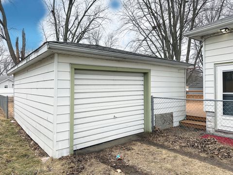 Tiny photo for 1075 S 7th Avenue, Kankakee, IL 60901 (MLS # 12572272)