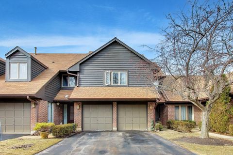 Photo of 654 Picardy Circle, Northbrook, IL 60062 (MLS # 12571430)