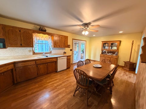 Tiny photo for 828 Regent Street, New Lenox, IL 60451 (MLS # 12748614)