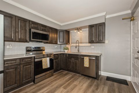 Tiny photo for 1212 Whispering Hills Court #2B, Naperville, IL 60540 (MLS # 12424377)