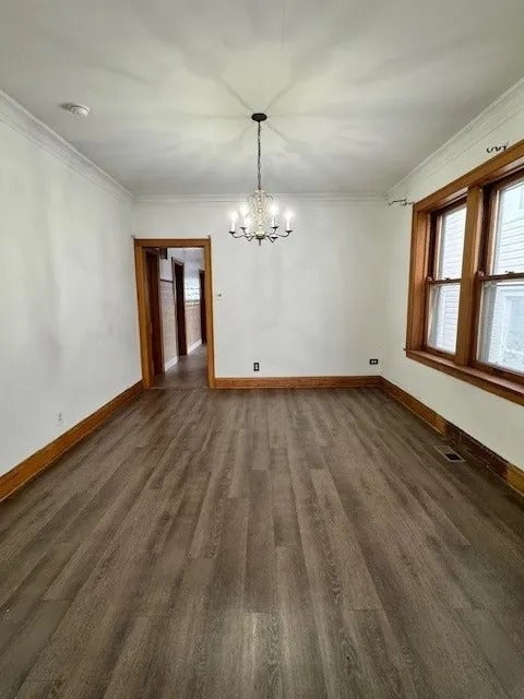 4923 S Komensky Avenue