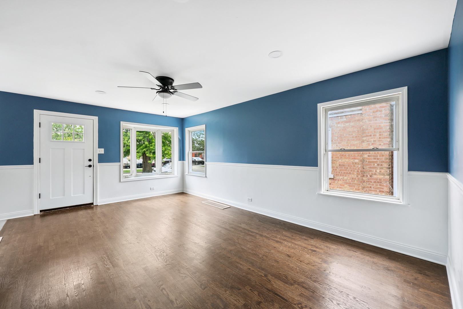 3832 W 81st Street
