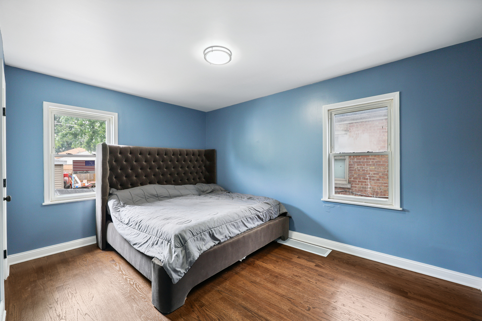 3832 W 81st Street