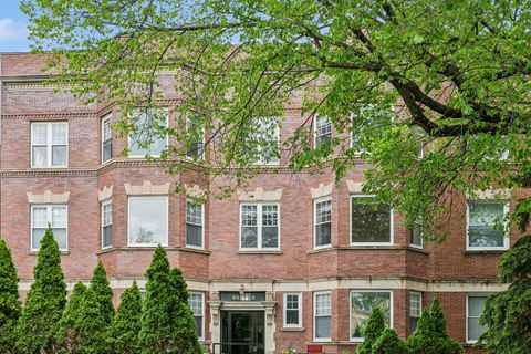 4521 N ASHLAND Avenue 3N Chicago IL 60640