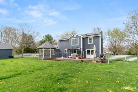 Tiny photo for 204 Country Lane, Yorkville, IL 60560 (MLS # 12612032)