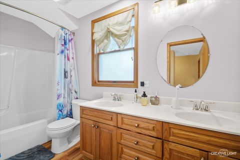 Tiny photo for 204 Country Lane, Yorkville, IL 60560 (MLS # 12612032)