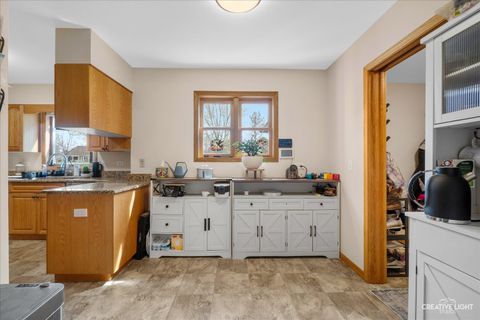 Tiny photo for 204 Country Lane, Yorkville, IL 60560 (MLS # 12612032)