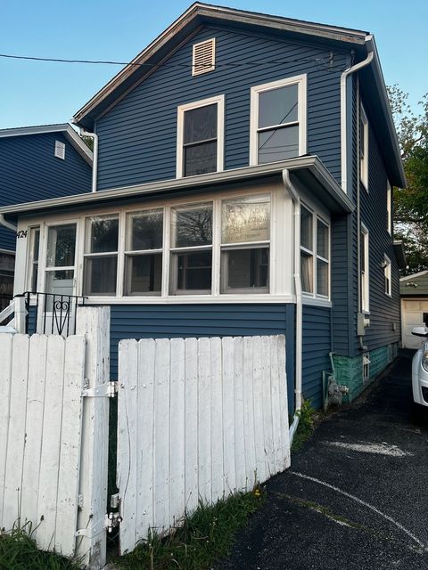 Property photo of 424 Titsworth Court, Aurora, IL 60505