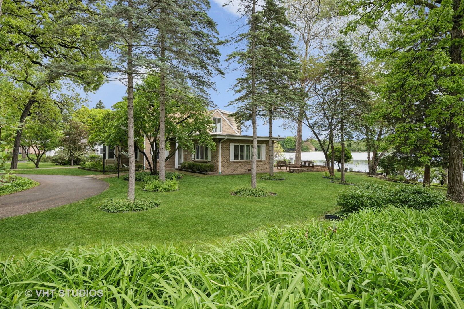 145 W Lake Shore Drive
