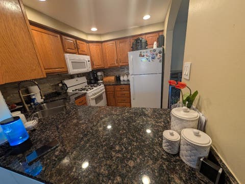 Tiny photo for 9421 S Roberts Road #2SE, Hickory Hills, IL 60457 (MLS # 12712085)
