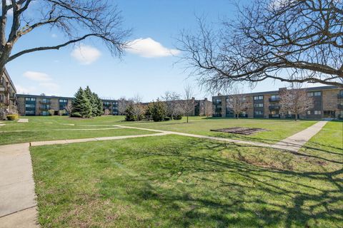 Tiny photo for 1502 Woodbridge Road #1G, Joliet, IL 60436 (MLS # 12601298)