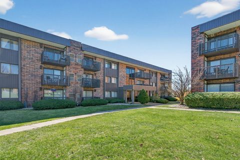 Tiny photo for 1502 Woodbridge Road #1G, Joliet, IL 60436 (MLS # 12601298)