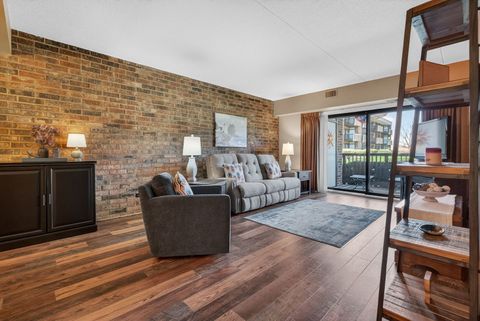 Tiny photo for 1502 Woodbridge Road #1G, Joliet, IL 60436 (MLS # 12601298)