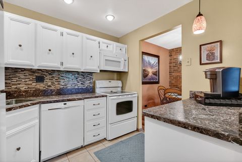 Tiny photo for 1502 Woodbridge Road #1G, Joliet, IL 60436 (MLS # 12601298)