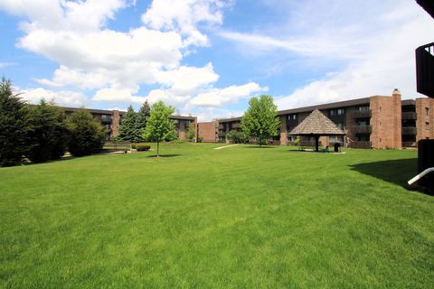 Tiny photo for 1502 Woodbridge Road #1G, Joliet, IL 60436 (MLS # 12601298)
