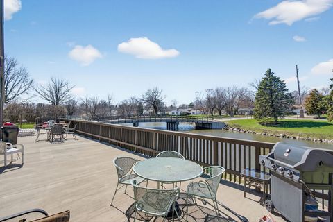 Tiny photo for 1502 Woodbridge Road #1G, Joliet, IL 60436 (MLS # 12601298)