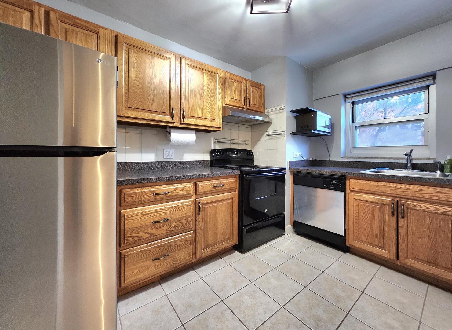 4950 N Marine Drive 503