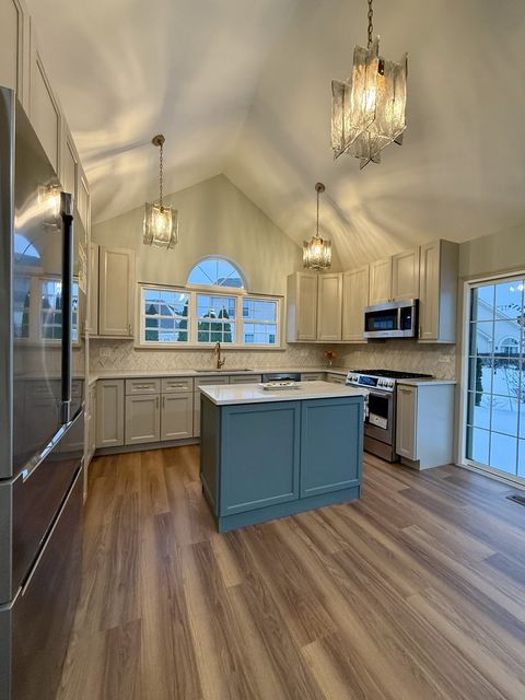 Tiny photo for 36230 N Old Creek Court, Gurnee, IL 60031 (MLS # 12562607)