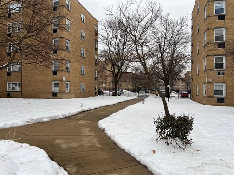Photo of Chicago, IL 60659 (MLS # 12528236)
