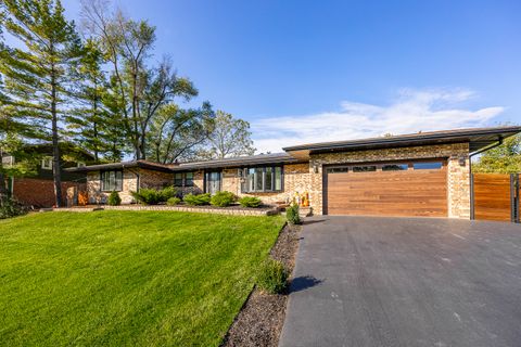 Photo of 1208 N Doe Road, Palatine, IL 60067 (MLS # 12498730)