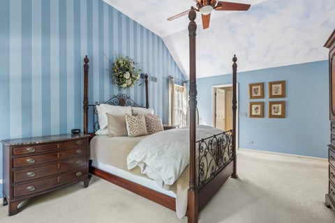 Tiny photo for 118 S Montclair Avenue, Glen Ellyn, IL 60137 (MLS # 12731172)