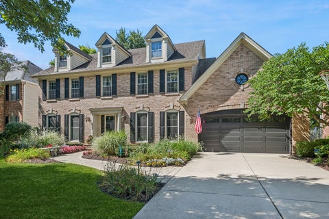 Tiny photo for 118 S Montclair Avenue, Glen Ellyn, IL 60137 (MLS # 12731172)