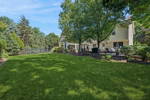 Tiny photo for 118 S Montclair Avenue, Glen Ellyn, IL 60137 (MLS # 12731172)