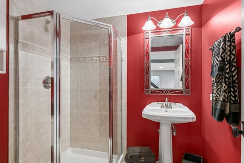 Tiny photo for 118 S Montclair Avenue, Glen Ellyn, IL 60137 (MLS # 12731172)