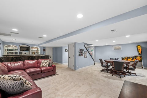 Tiny photo for 118 S Montclair Avenue, Glen Ellyn, IL 60137 (MLS # 12731172)