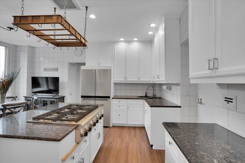 Tiny photo for 229 E Lake Shore Drive #10E, Chicago, IL 60611 (MLS # 12566727)