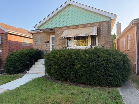 Photo of 3839 Harvey Avenue, Berwyn, IL 60402 (MLS # 12790894)